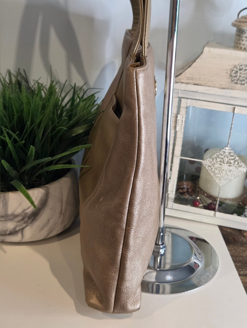 The Sak Metallic Gold Leather Tote Bag - Picture 4 of 16